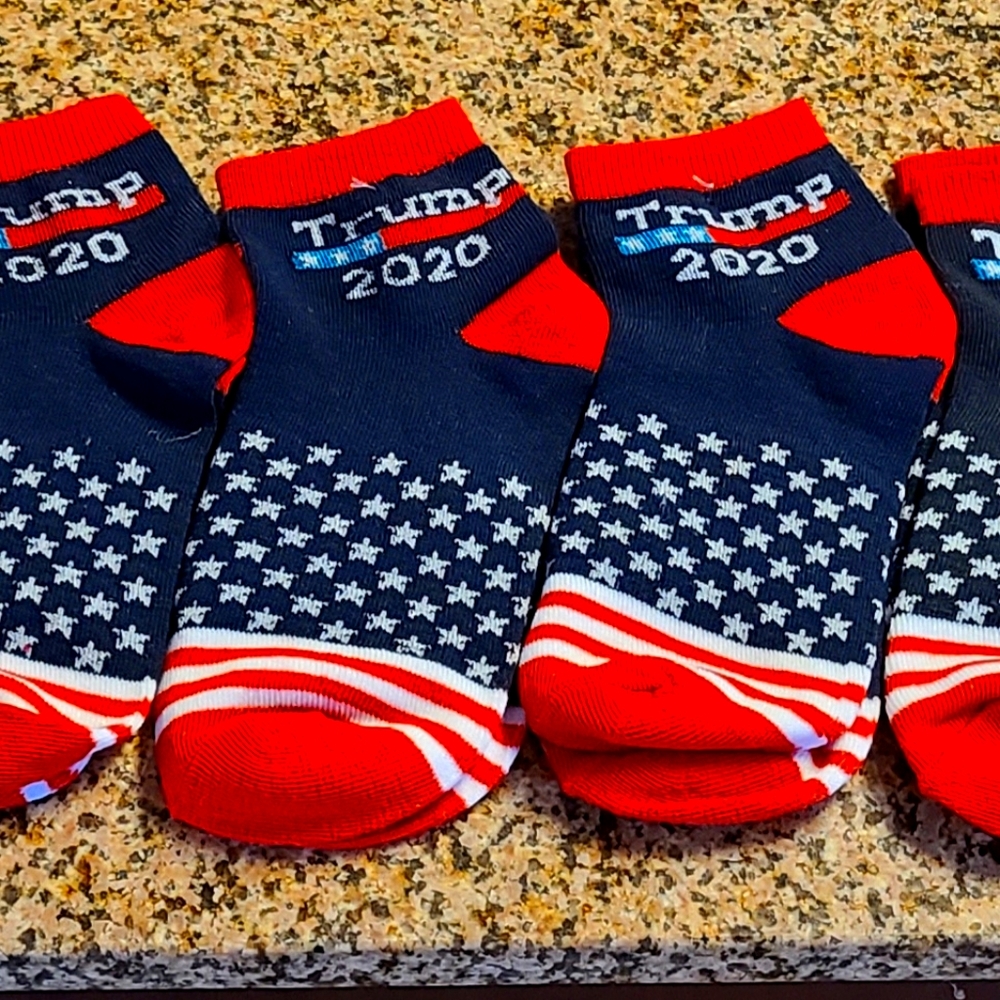 4 pair of ladies Trump 2020 Socks